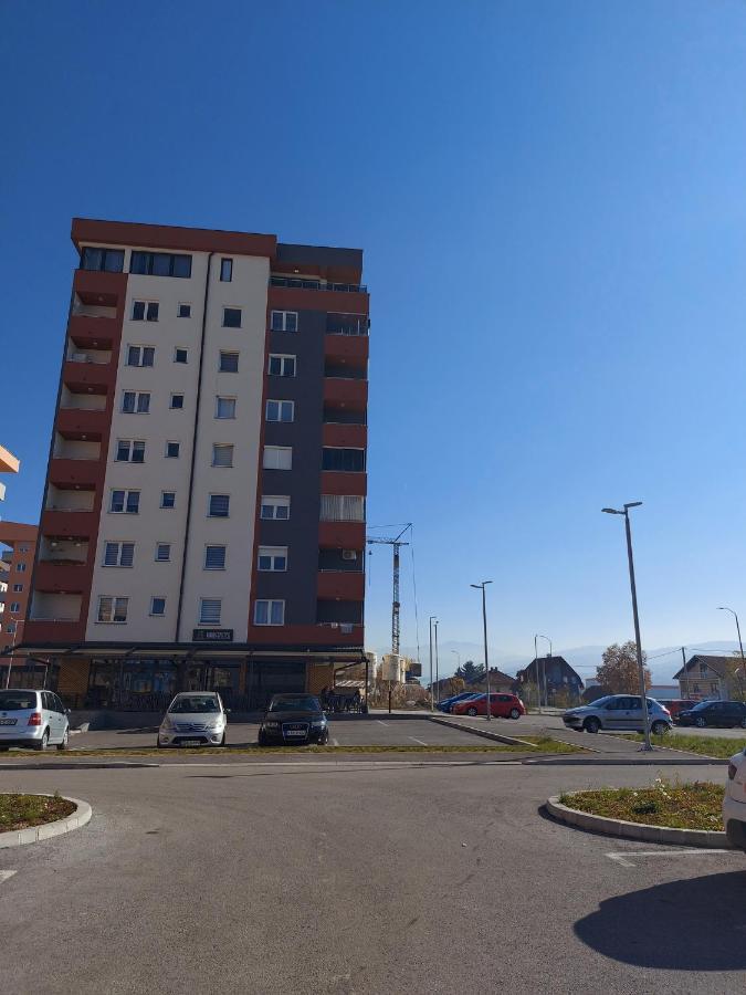 Apartman Victoria Lukavica Exterior photo